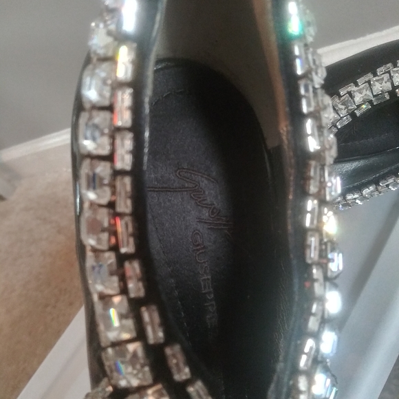 🔥100% AUTHENTIC GIUSEPPE  ZANOTTI 😍🔥🔥 - Picture 5 of 7